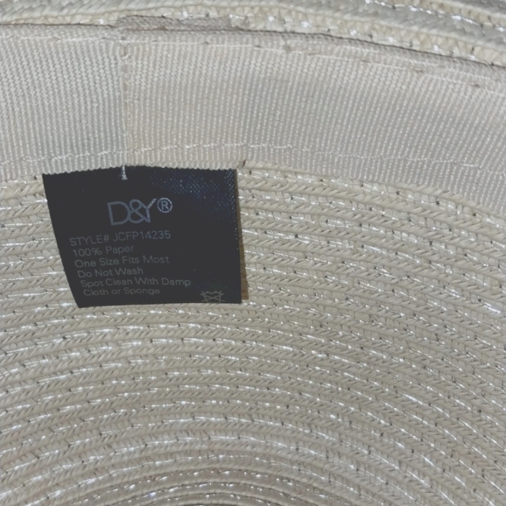 D&Y sun collection hats  ***comes with two hats one white and one off white**** - Picture 4 of 7